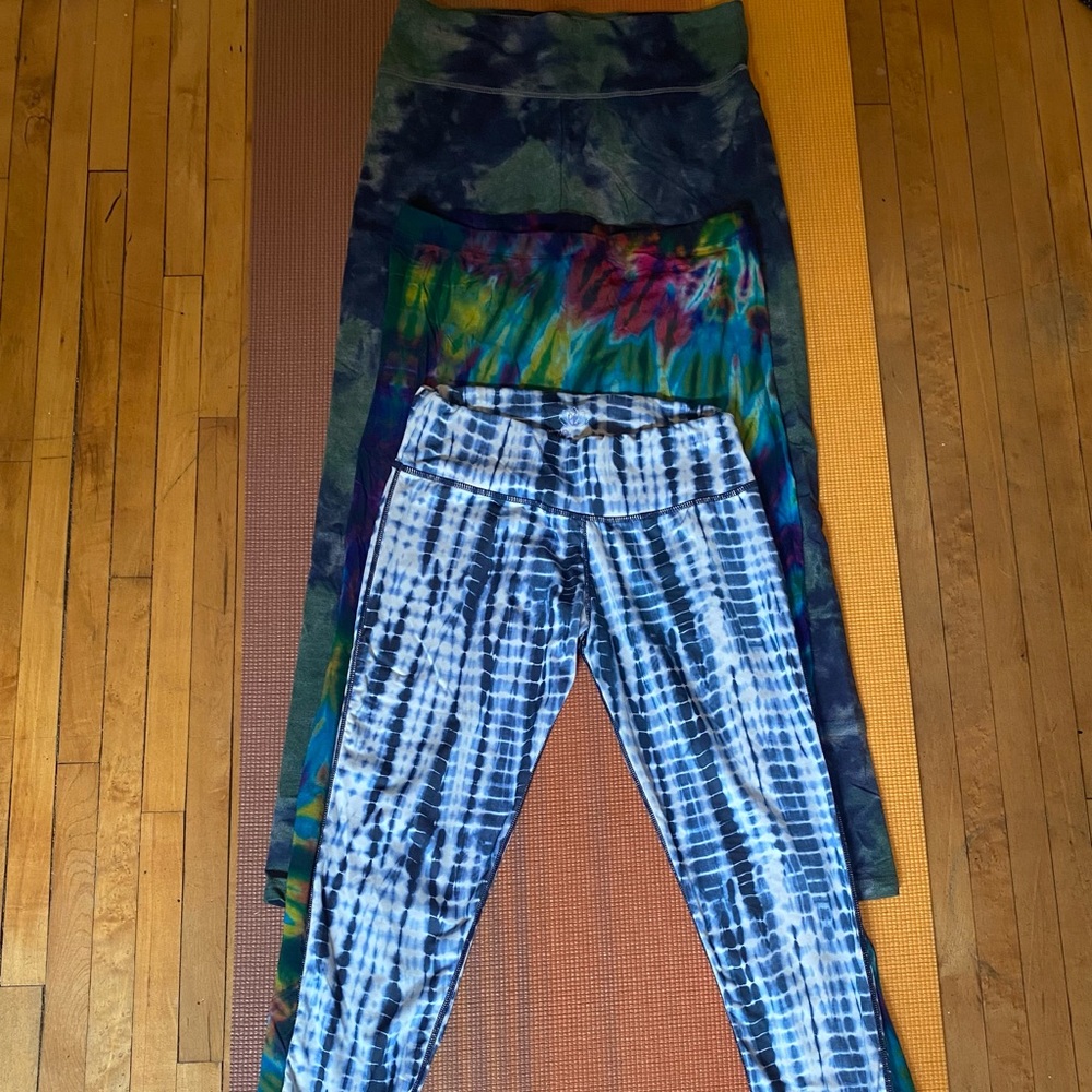 3 Pairs Tye Dye Legging Bundle, 1 Size S, 2 Size M